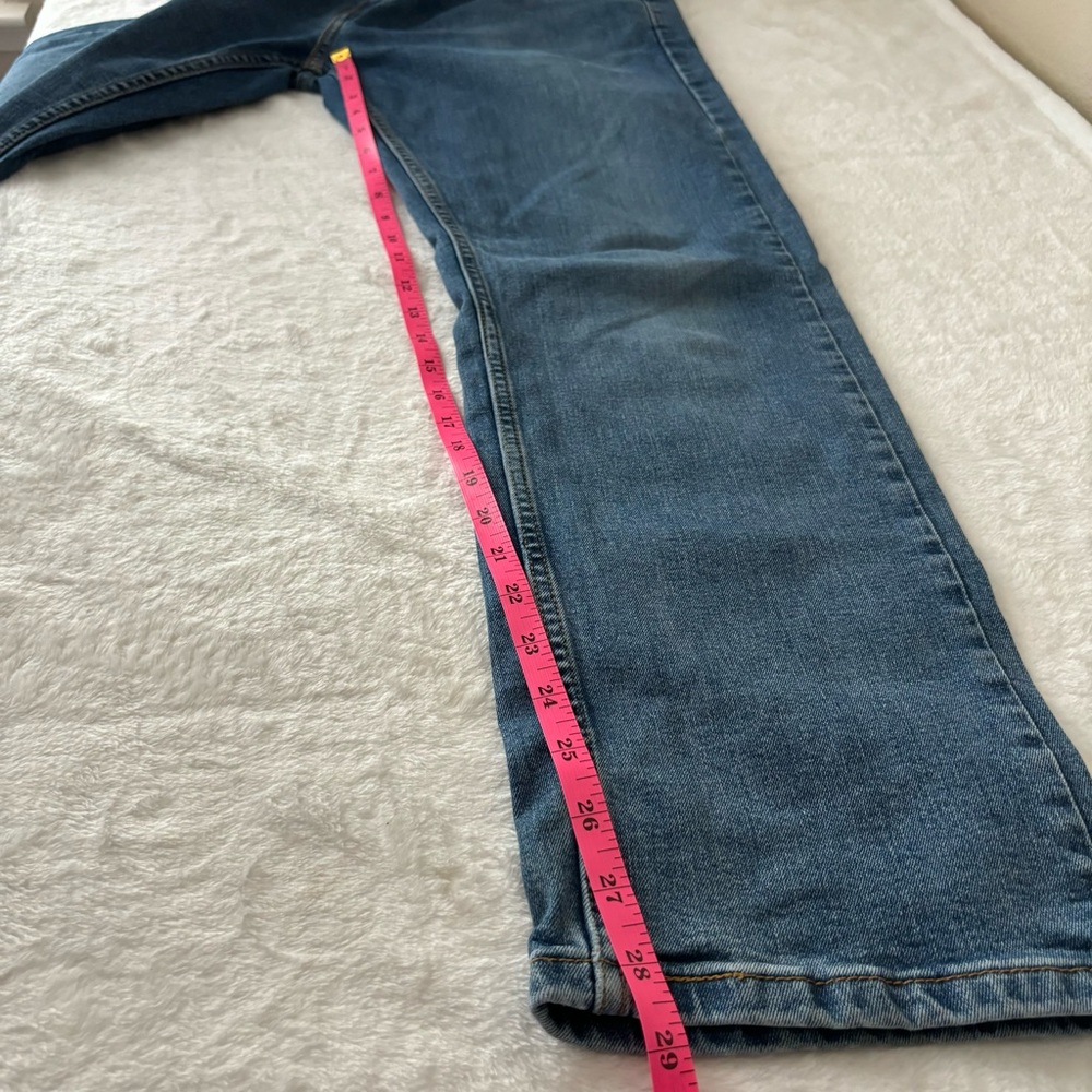 Levi’s 506 Men’s Straight Leg Jeans Size 33X30 Medium Wash - Picture 7 of 15